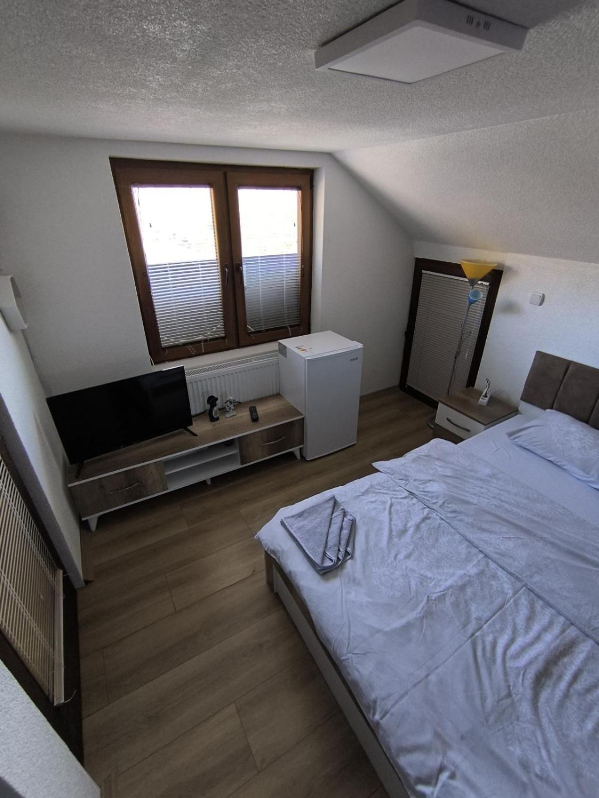 Mountain House - Brezovica Apartamento Exterior foto